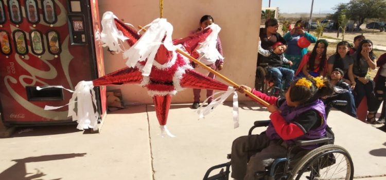 Alumnos de Cecyte Sonora llevan alegría a niñas y niños de casa hogar