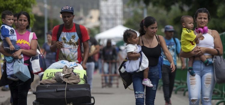 Migrantes venezolanos no se quedan en Sonora
