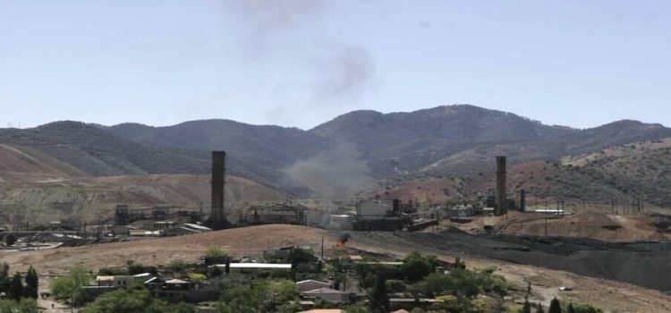 Bloquean mina en Sonora